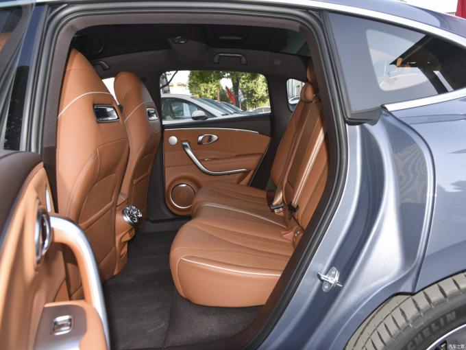 2024 Ora Cat EV Αυτοκίνητο Grand Cat Lighting Cat Dark Night έκδοση 555km 204HP 9