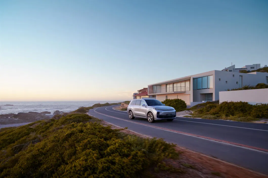 Καινούργιο υβριδικό Lixiang Car L7 EV Μεγάλο διαστημικό SUV Νέα ηλεκτρικά αυτοκίνητα 1