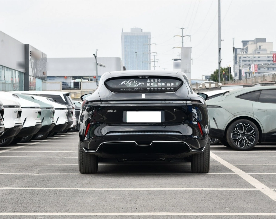 Αβίτα 11 Ηλεκτρικό αυτοκίνητο 555 χλμ 680 χλμ Μακρή αντοχή Δύο κινητήρες 5 θέσεις 1