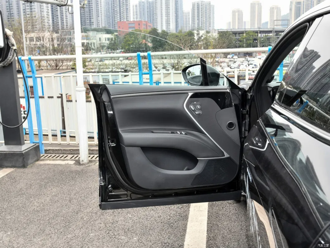 Αβίτα 11 Ηλεκτρικό αυτοκίνητο 555 χλμ 680 χλμ Μακρή αντοχή Δύο κινητήρες 5 θέσεις 4