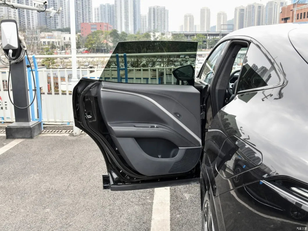 Αβίτα 11 Ηλεκτρικό αυτοκίνητο 555 χλμ 680 χλμ Μακρή αντοχή Δύο κινητήρες 5 θέσεις 5