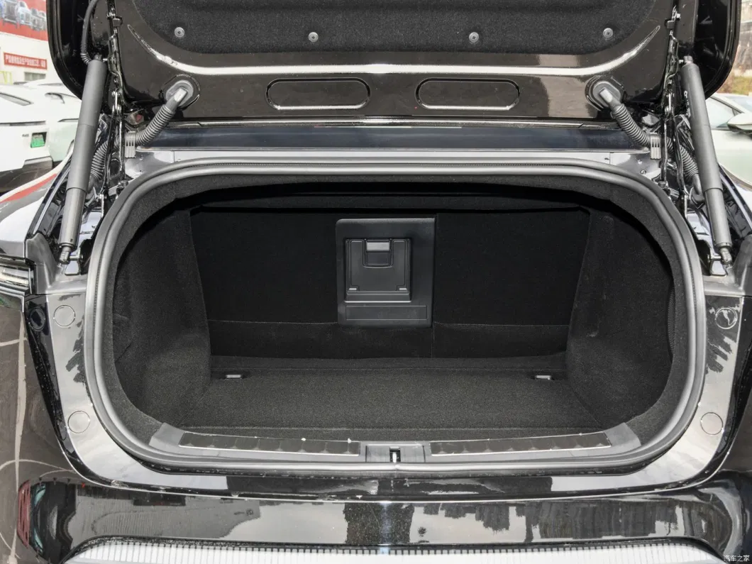 Αβίτα 11 Ηλεκτρικό αυτοκίνητο 555 χλμ 680 χλμ Μακρή αντοχή Δύο κινητήρες 5 θέσεις 9